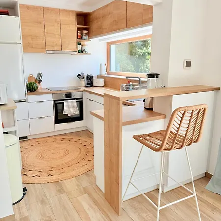 Seehaus 22- House With Private Apartment Grafenworth