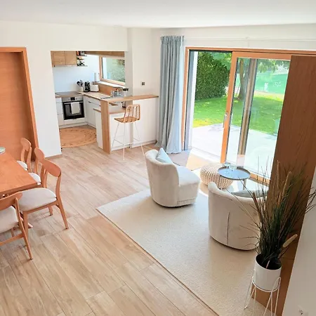 Seehaus 22- House With Private