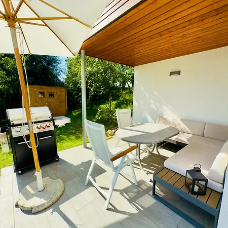 Seehaus 22- House With Private Apartment *